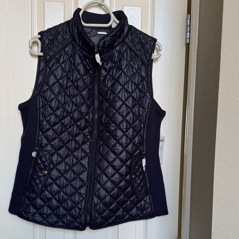 Chico’s Quilted Puffer Navy Vest NWT